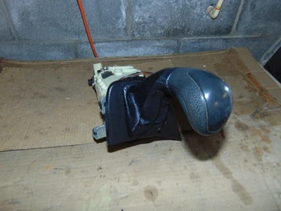 Mercedes Freightliner Sprinter Van 2500 2007-2013 montaje de palanca de cambios automática Foto 1 de 3