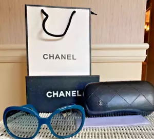 Authentic CHANEL Sunglasses CHANEL Lettering on Sides Blue/Green - Picture 1 of 12