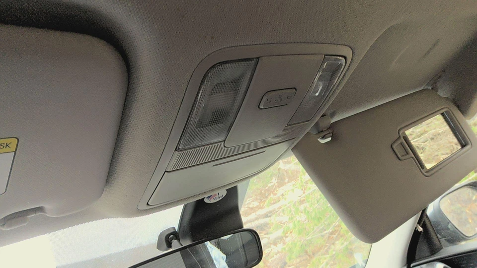 20 KIA SOUL Front Console Gasoline Model Roof W/o Sunroofgray - Image 1 of 1