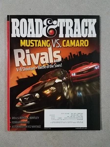 Road & Track August 2010 Camaro SS vs Mustang GT - Shelby GT500 - Ferrari 599 - Bild 1 von 2