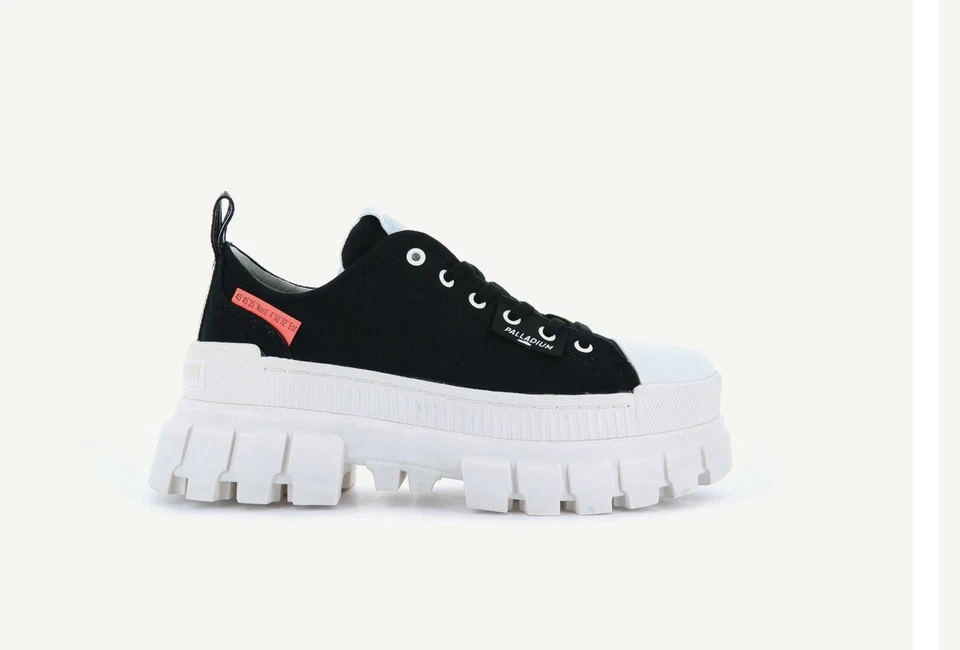 Palladium Revolt LO TX Black/Marshmallow Women's 11 Platform Boots 97243-016