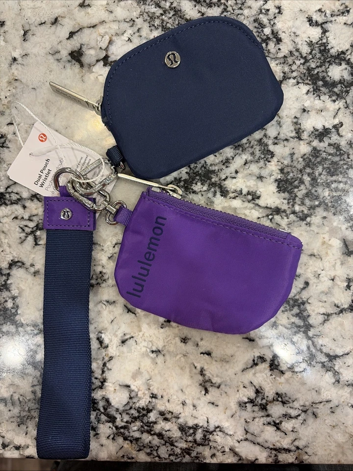 Cartera Muñequera Lululemon Doble Bolsa Púrpura y Azul Marino Foto 1 de 4