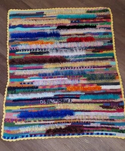 Wunderschöne kunterbunte Puppendecke / Babydecke / Kuscheldecke ca. 84 x 70 cm - Bild 1 von 3
