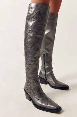 NOVAS BOTAS NASTY GAL METÁLICAS DE COURO REAL CRAVEJADAS ACIMA DO JOELHO TAMANHO 38 EUA 7 - Imagem 1 de 4