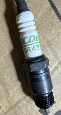 8PACK AC Delco Spark Plug Bundle Genuine OEM CR43TS - Image 1 of 2