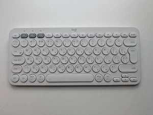 Logitech K380 wireless Tastatur in Weiß mit Russischem QWERTY Layout - Bild 1 von 3