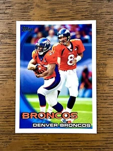 Denver Broncos 2010 Topps Team #201 NEUWERTIG Dumervil Marshall Moreno Legends Trikot - Bild 1 von 2