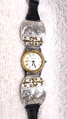 Montana Silversmiths Watch Engraved Silver Gold Accent Black Leather New Bat ECU Foto 1 de 4