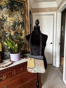 A.RUIZ NEW YORK Handcrafted Womens Handbag Tapestry Print - Picture 1 of 7