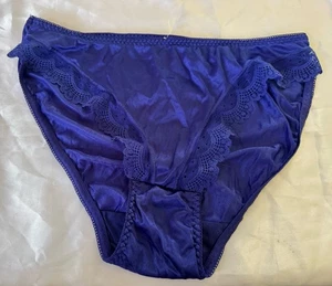Vtg Dark Purple Blue 100% Nylon Silky Lace Trim High cut Brief Panties Sz 7 - Picture 1 of 10