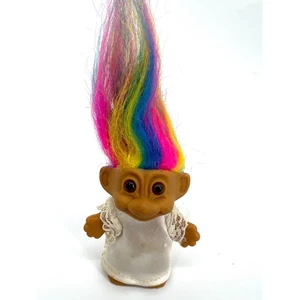 Muñeca Russ Lucky Troll de colección pelo arco iris ojos marrones novia - Imagen 1 de 8