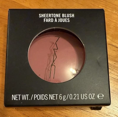 MAC Sheertone Blush *BREATH OF PLUM* / .21 oz / New in Box - Image 1 of 3