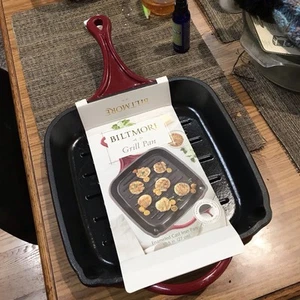 Biltmore 10.5" Enameled Cast Iron Skillet, Vibrant Red, Durable & Easy to Use - Picture 1 of 3