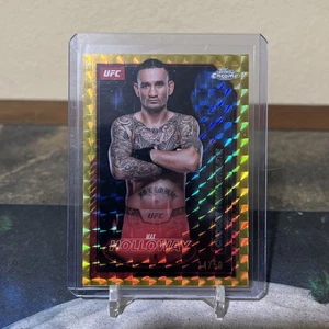 Max Holloway Gold rifrattore geometrico /50 2025 Topps cromato UFC MCL-16 - Foto 1 di 1
