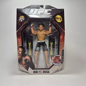 Figura de acción Jakks Pacific UFC Serie 1 Fight for the Troops MIKE SWICK NUEVA EN CAJA Nueva - Imagen 1 de 6