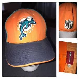 Cappello berretto vintage logo Reebok Miami Dolphins 7 1/4 blu navy/arancione usato - Foto 1 di 9