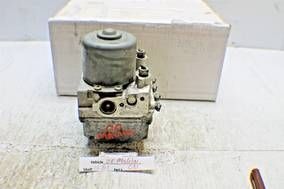 Módulo de control de bomba ABS Chevrolet Malibu 2004-2008 10383964 OEM 15D1 31  Foto 1 de 4