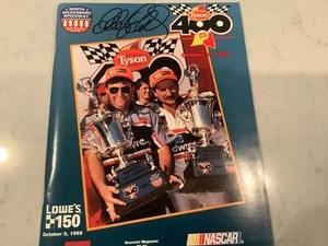 DALE EARNDARDT & BOBBY ALLISON AUTOGRAPHED OCTOBER 92 NORTH WILKESBORO PROGRAMS - Picture 1 of 3