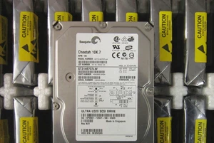 SEAGATE ST3146707LW 146GB 10K.7 U320 SCSI 68PIN HARD DRIVE - Picture 1 of 1