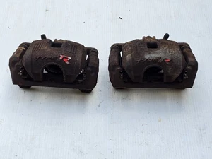 GENUINE HONDA CIVIC TYPE R FN2 FRONT BRAKE CALIPERS CARRIER LEFT/RIGHT PAIR - Picture 1 of 6