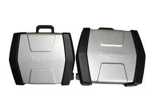 Triumph Tiger 800 XC set valigie laterali OEM A9500747 - Foto 1 di 4