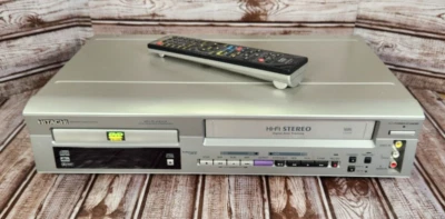 Reproductor de DVD HITACHI DV-PF2U plateado VHS CD-R/CD-RW/DVD-R Comp. Con FUNCIONA remoto Foto 1 de 4