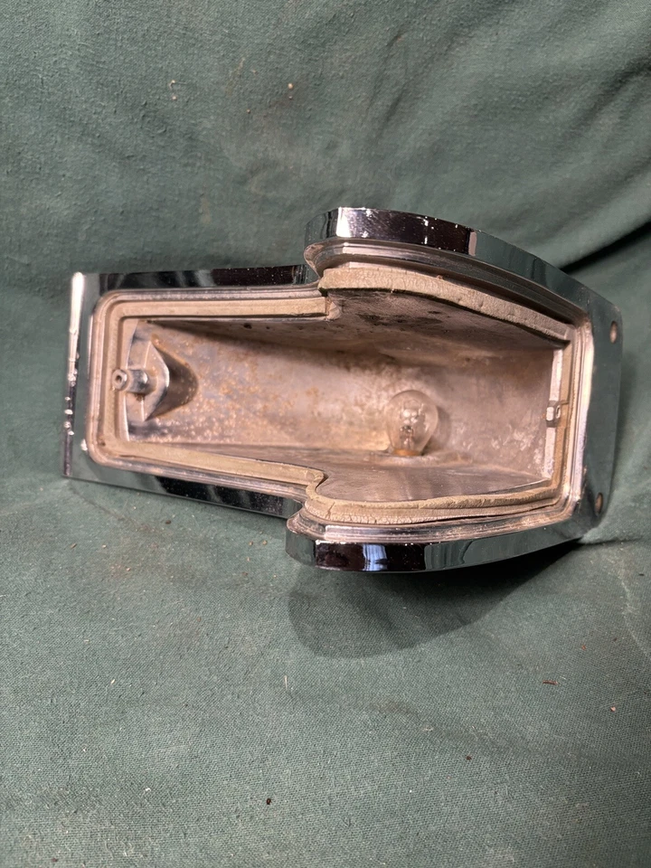 Rambler Classic 660 770 1965 luz trasera derecha carcasa original AMC bonito Foto 1 de 3