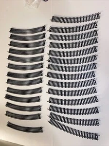 Lot of 27 Life Like Power 101 HO Gauge Curved Electric Train Track Roadbed 9” - Picture 1 of 24