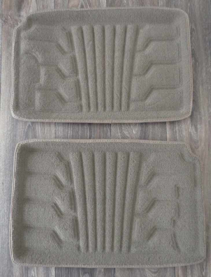 Alfombra Chevrolet HHR Lund 783047-T Catch-It 2da fila revestimientos de piso NUEVO bronceado 08-11 Foto 1 de 4