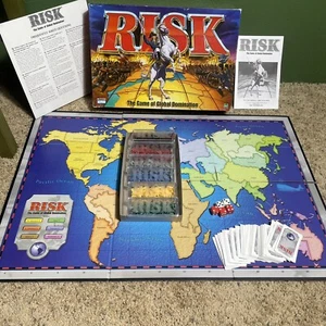 Vintage 1998 RISK The Game of Global Domination Parker Brothers 100% Complete! - Picture 1 of 19