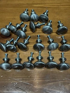 🇺🇸(21) USED Brushed Nickel Round Cabinet Knobs Drawer Pulls 1" - Picture 1 of 4