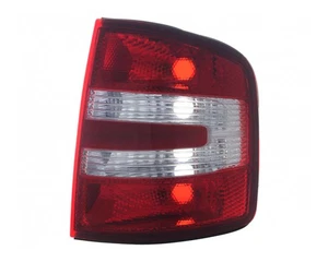 Piloto trasero para Skoda Fabia I Limo Combi Praxis 04-07 derecha TYC - Imagen 1 de 9
