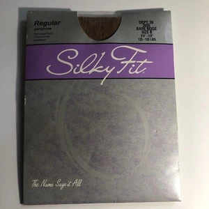 Silky Fit Regular Pantyhose Bare Beige Size B Sandalfoot NIP - Picture 1 of 2
