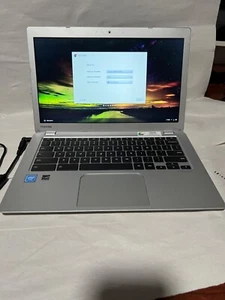 Toshiba Chrombook 2 cb35-b3330 for parts or repair  - Picture 1 of 4