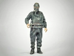 Modell Victoria 1/35 italienisch S.L.C. 200 ""Maiale"" menschlicher Torpedooperator Zweiter Weltkrieg 4075 - Bild 1 von 1