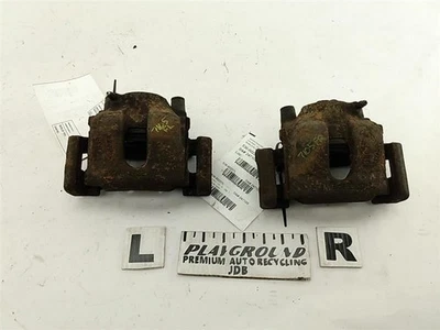 BMW 325i 330i 318i E46 Sedan Pair Of Front Brake Calipers Fits 2001-2005 01 02 - Image 1 of 4