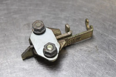 98-03 SUZUKI TL1000R REAR PASSENGER SEAT LATCH LOCK ASSEMBLY Foto 1 de 4