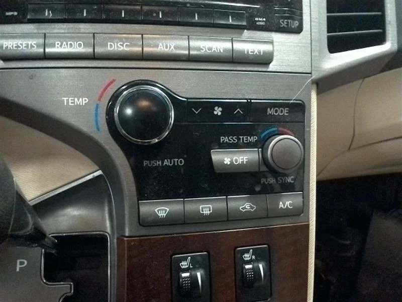 Control de temperatura con cámara de visión trasera compatible con 09-12 VENZA 10202215 Foto 1 de 4