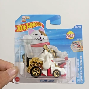 Tarjeta corta Hot Wheels 2025 Case N Feline Lucky Maneki-Neko Cat con protector - Imagen 1 de 3