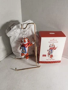 Ornamento ricordo Hallmark 2014 - TONY LA TIGRE - QXI2866 - Foto 1 di 12