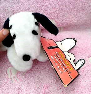 Vintage Snoopy Dog Bean Bag Soft Toy Butterfly Originals Tagged Plush Retro - Picture 1 of 3
