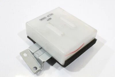 2005 INFINITI G35 SEDAN 电动座椅控制模块 A0989 — 第 1/4 张图片