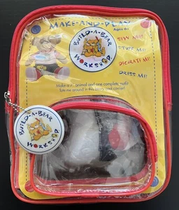 Build-A-Bear Workshop Make & Play 7" Teddy + ein komplettes Outfit Rucksack NEU - Bild 1 von 4