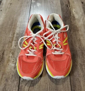 Dr. Scholl's Women's Lightweight Walking Shoe, size 8 - Picture 1 of 6