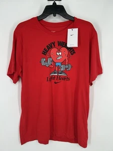 Nike Training Dri Fit schwere Gewichte leichte Herzen lustige Grafik DZ2743-657 Large - Bild 1 von 7