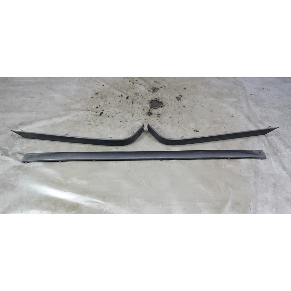 BMW E36 1994-1999 Serie 3 Juego de cubiertas protectoras de parachoques trasero de fábrica OEM Foto 1 de 4