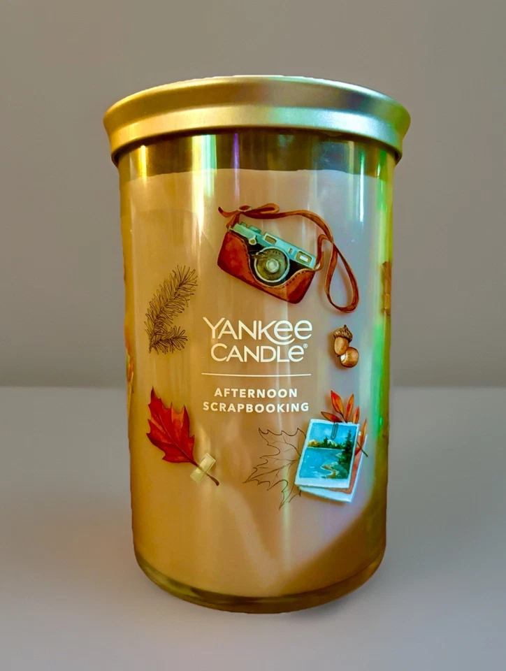 Álbum de recortes Yankee Candle Afternoon dos mechas 20 onzas Foto 1 de 1