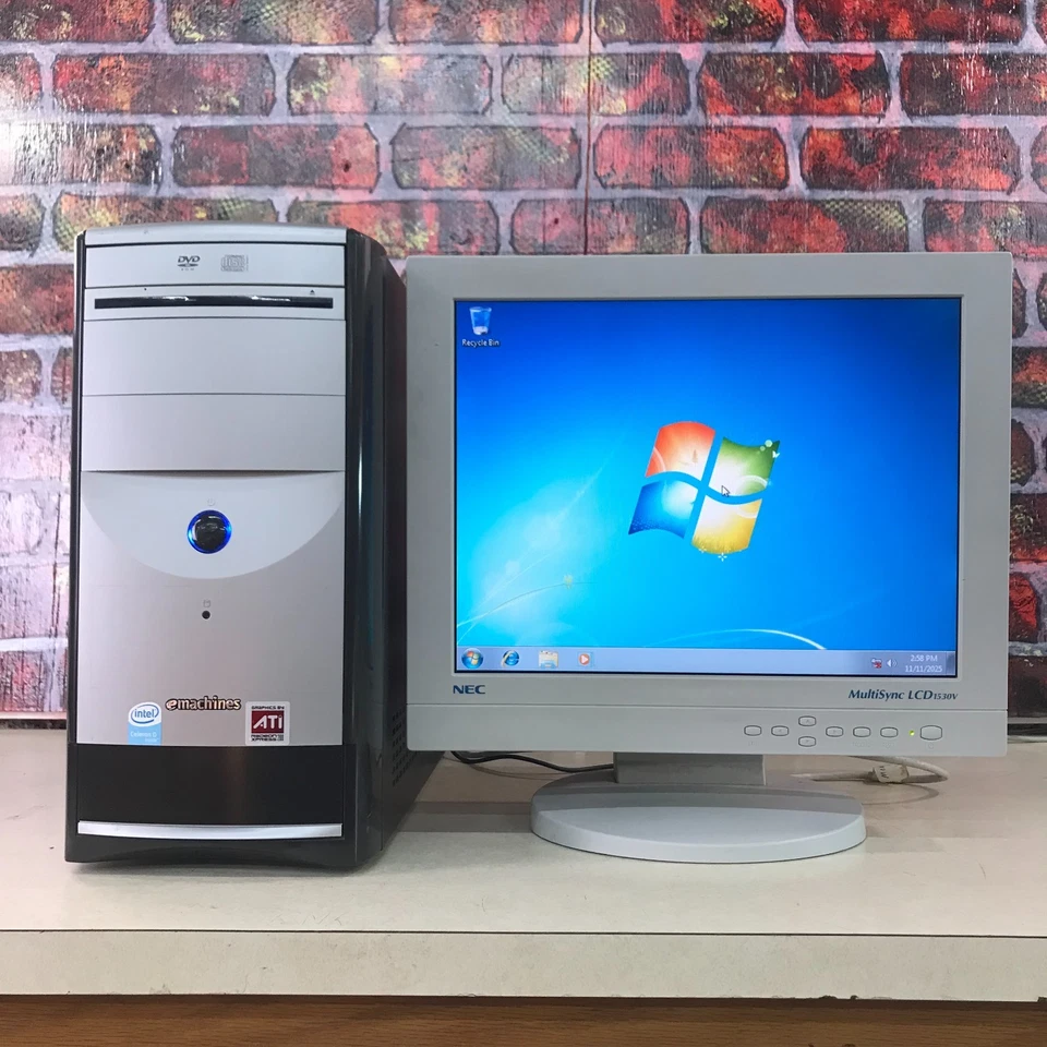 PC retro para juegos eMachines T3516 Celeron D 3,20 GHz 512 MB de RAM (Windows 7 Pro) Foto 1 de 4