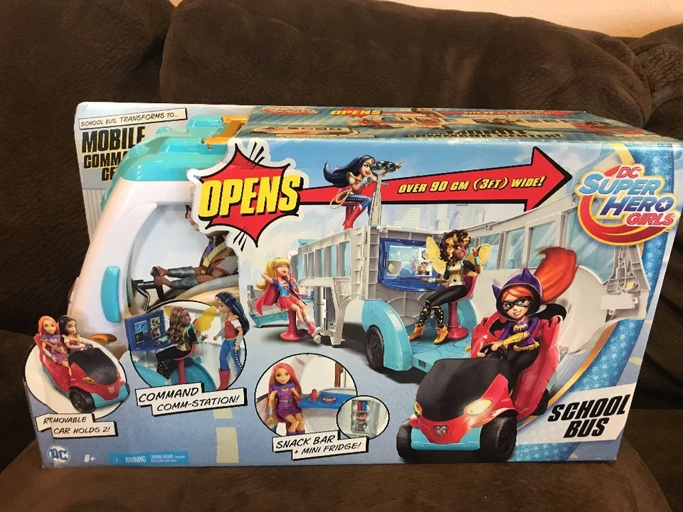 Mattel FGY49 DC Super Hero Girls School Bus Vehicle