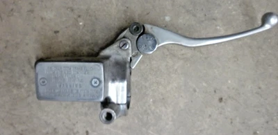 1997 - 2004 铃木 MARAUDER 800 VZ 800 VZ800 FRONT BRAKE MASTER CYLINDER &LEVER — 第 1/3 张图片